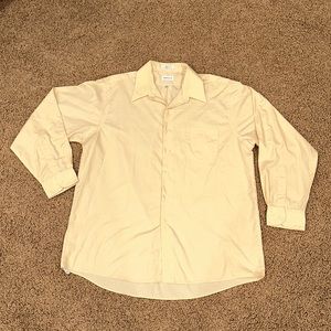 VanHeusen soft butter color dress shirt 17.5, 34/35